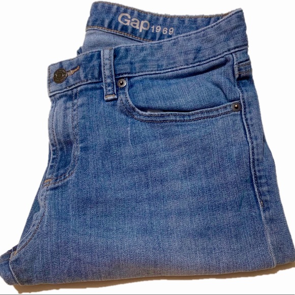 🗣 GAP 🗣 - Picture 6 of 8